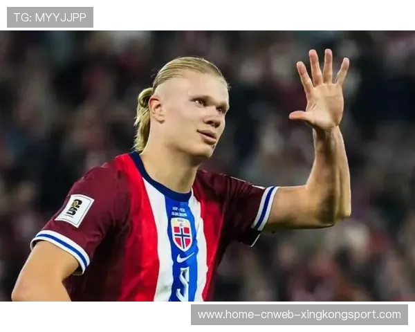 哈兰德转身甩开两人，挪威前场压迫感爆棚